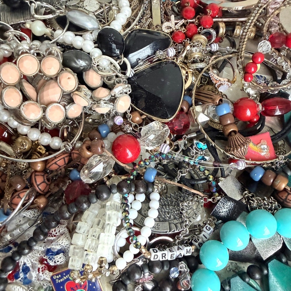 Mixed Costume Jewelry Lot 5lb 6oz Bulk‎ Crafting Resell Beaded Statement E2